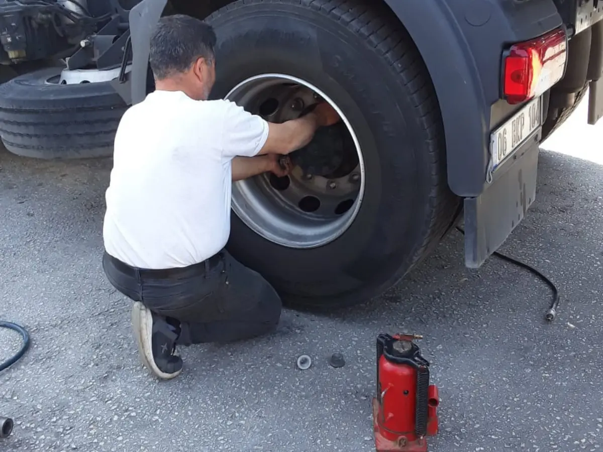 Ayancık Oto Lastikçi